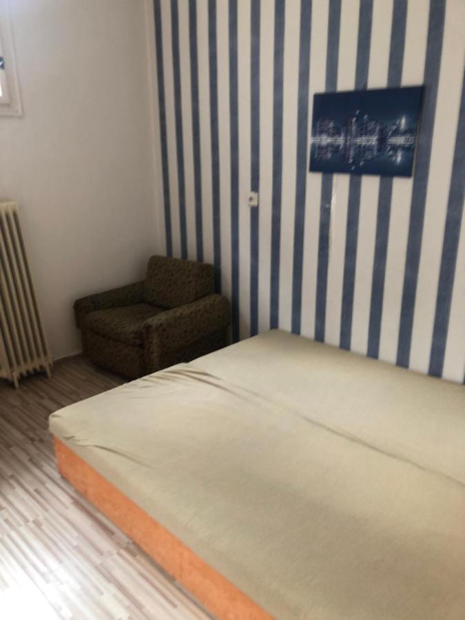 コシツェEasy Backpacker Old Townアパートメント エクステリア 写真